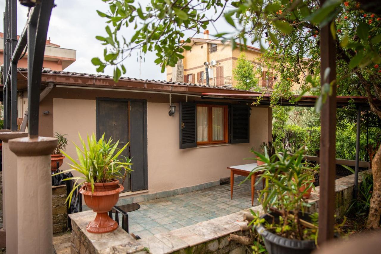 Suite Gli Ulivi Colonna Extérieur photo