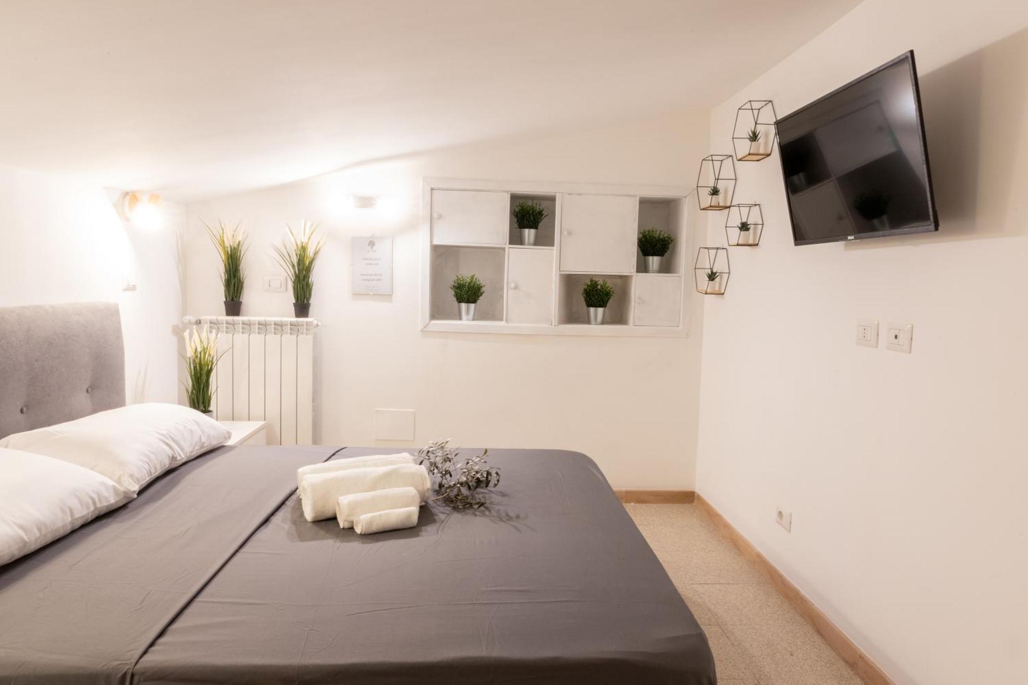Suite Gli Ulivi Colonna Extérieur photo