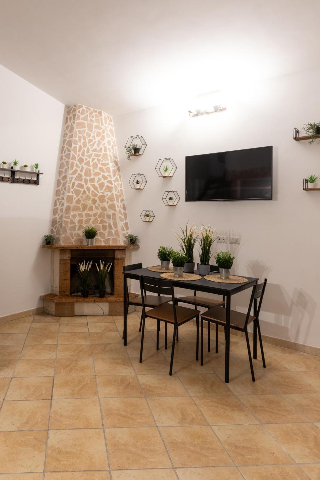 Suite Gli Ulivi Colonna Extérieur photo